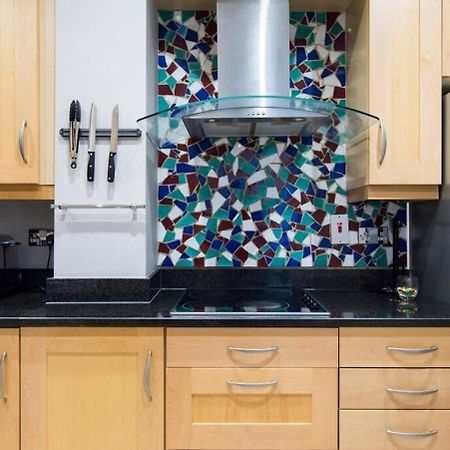 Steps From Hyde Park 2Br 2Bath Sleeps 6 Apartman London Kültér fotó