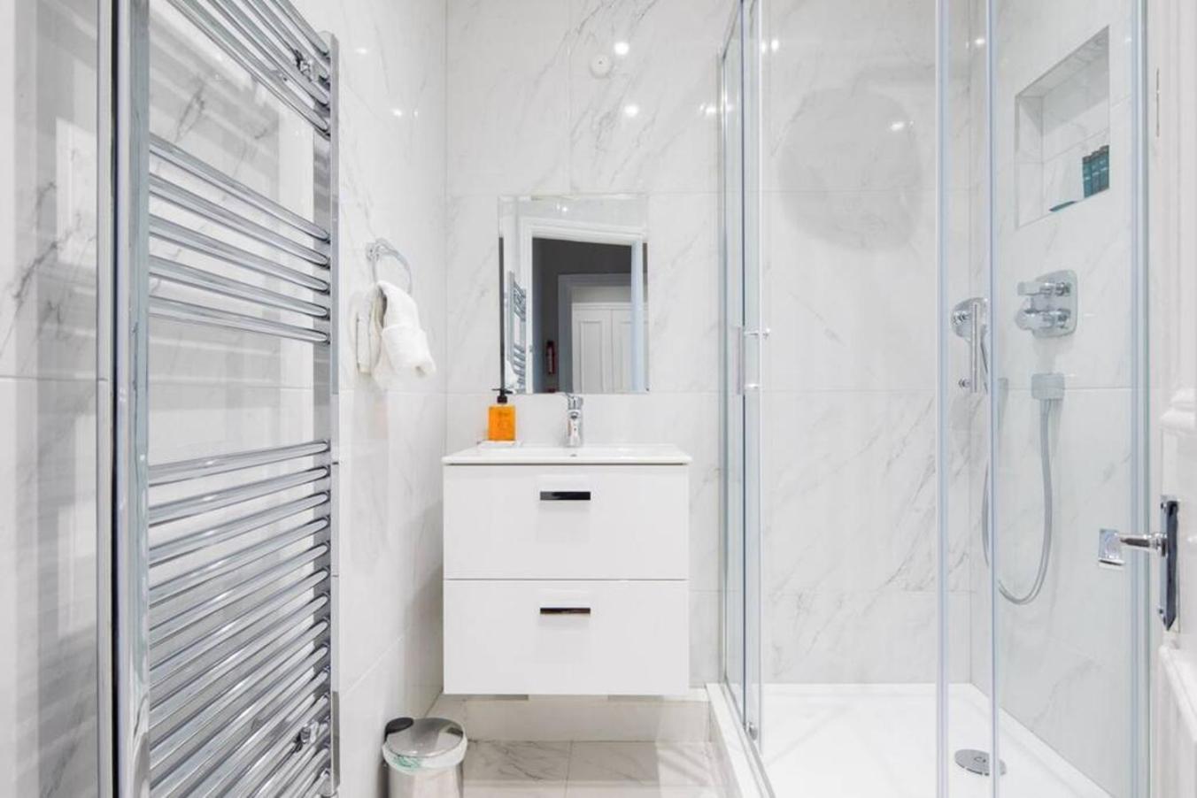 Steps From Hyde Park 2Br 2Bath Sleeps 6 Apartman London Kültér fotó